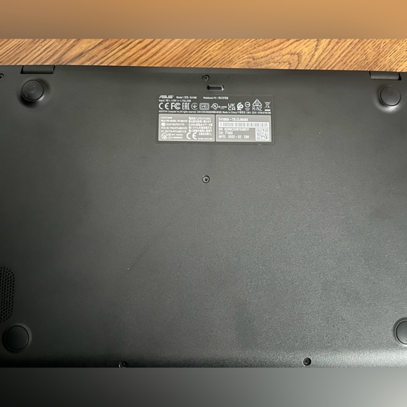 ASUS 14" FHD Laptop - Intel Processor
4GB RAM 64GB Flash Storage -Windows- Black - Picture 3 of 4